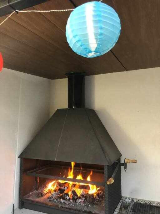 Alojamiento El Pez Casa Con Piscina Climatizada Villafranca de los Caballeros Екстериор снимка