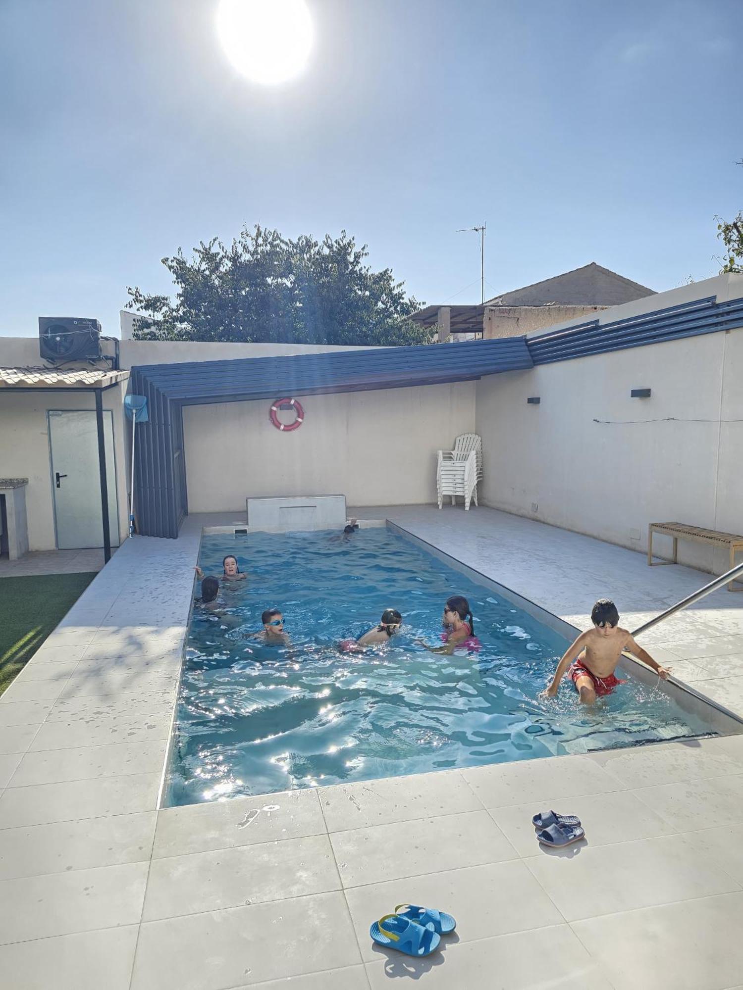 Alojamiento El Pez Casa Con Piscina Climatizada Villafranca de los Caballeros Екстериор снимка